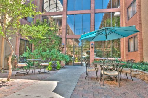 MCM Elegante Suites Abilene - image 8