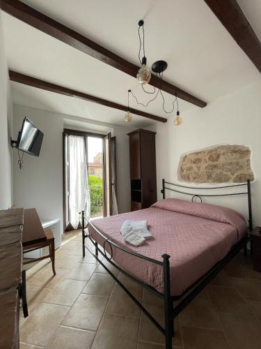 1 queen bed