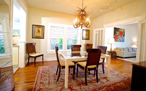 Refuge in the Heart of Montrose