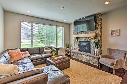 Edgewater Townhome about 7 Mi to Snowbasin Resort in Huntsville (UT)