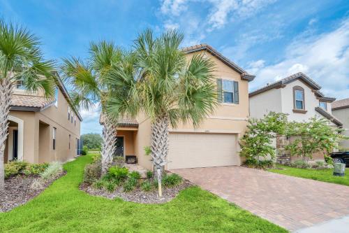 Spacious, Perfect Home for Orlando Getaway, Large Pool and Gameroom! #5ST441 in Davenport, USA