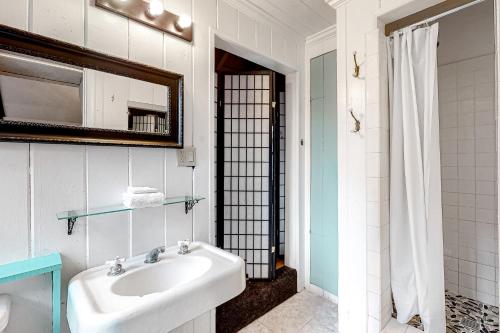 Rustic Charm - image 7