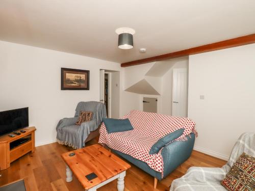 Smithy Cottage - image 6