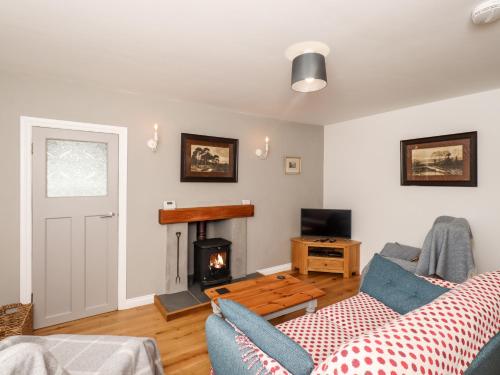 Smithy Cottage - image 4