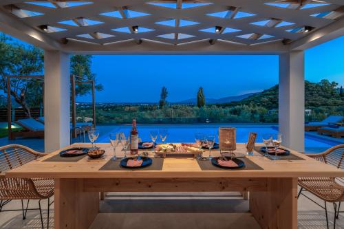 Swimmingpool, Villa Plumeria in Tsilivi