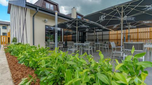 ทัศนียภาพ, Hotel Hills in สตาราเลสนา