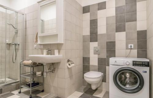 Charming 1BR Apartment - 46m2 - Perfect Location, Riga (fotografie 8)