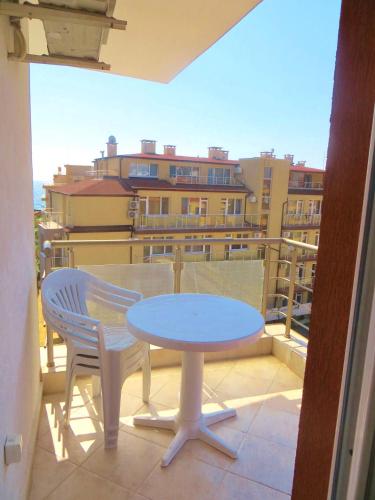 Apartment in Azalia 2 complex, Nesebar (foto 4)