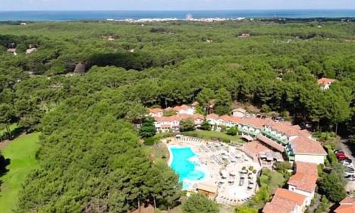 Ravissant Appartement au Domaine du Golf