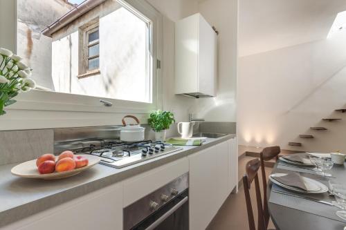 Apartments Florence - Santa Maria Balcony - image 6