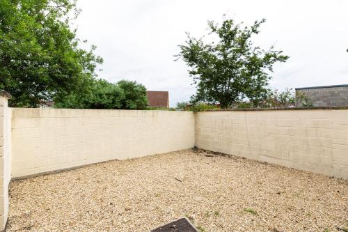 Your Apartment - Kellaway Avenue