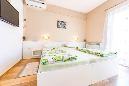  Apartments Adrijana in Novalja