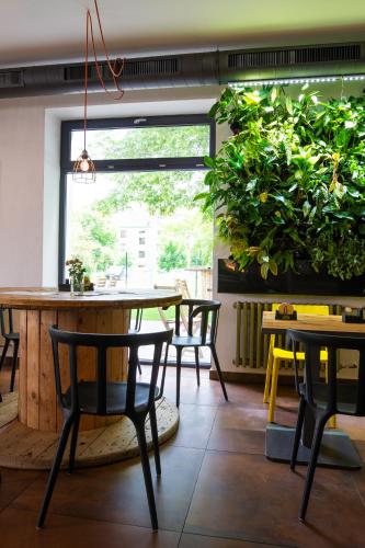 Restaurant, Penzion a Bistro Dílna (Penzion a Bistro Dilna) in Trebon