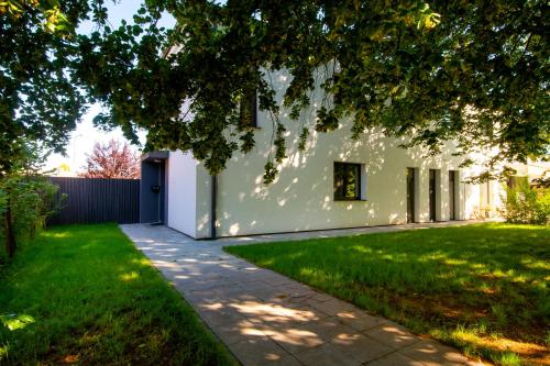 Buitenkant, Penzion a Bistro Dílna (Penzion a Bistro Dilna) in Trebon