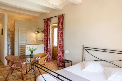 Chambres d'Hôtes Mas de la Chadenede en Sud Ardèche (Chambres d'Hotes Mas de la Chadenede en Sud Ardeche) in Lagorsa