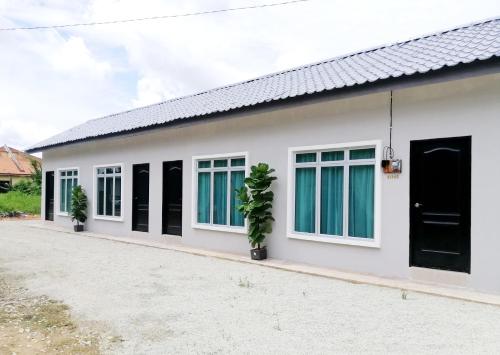 Exterior view, CASA ADELIA STUDIO CHUKAI KEMAMAN in Kampung mak chili