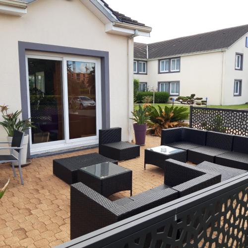 Inter-Hotel Tours Aeroport La Terrasse