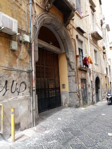 Entrance, Sansevero La ca de pitor near Museo Cappella Sansevero