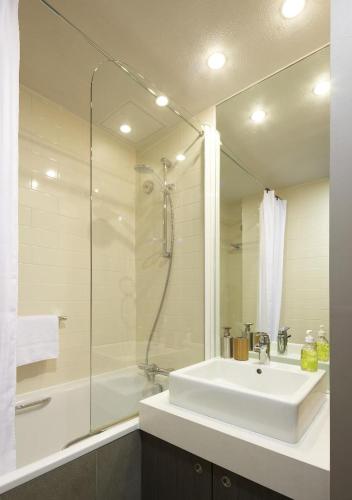 Citadines Trafalgar Square London, Лондон (фото 8)