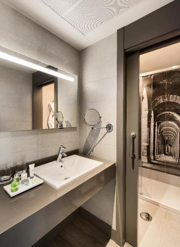 NH Madrid Zurbano - main image