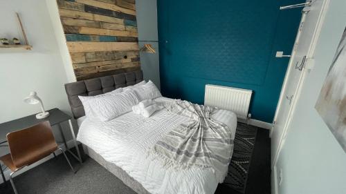 Contractor Accommodation Birmingham Large 6BR Free Parking, Birmingham (photo 10)