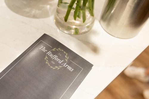 Rufford Arms Hotel - image 13
