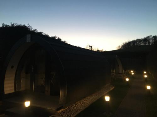 Low Greenlands Holiday Park - Luxury House & Luxury Glamping Pods