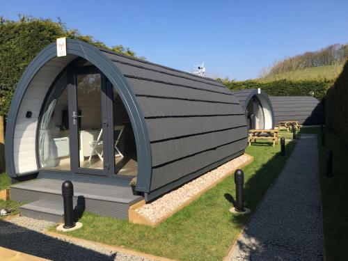 Low Greenlands Holiday Park - Luxury House & Luxury Glamping Pods