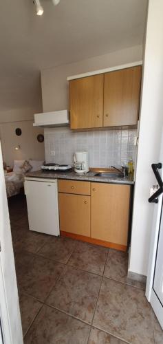 House Kyriaki - image 12