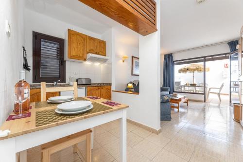 Apartamentos las Lilas - 식음료(F&B)