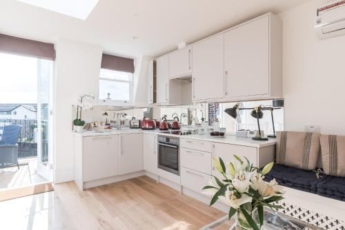 Pet-Friendly Fulham Broadway Penthouse Sw Balcony, London