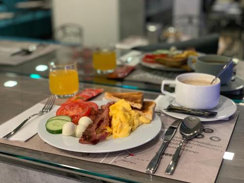 Smart Hotel Budapest - image 8