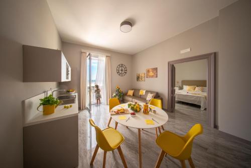 Kitchen, Palazzo Novecento in Margherita di Savoia