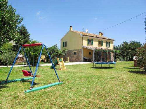  Locazione Turistica La Pergola, Pension in Montemaggiore al Metauro