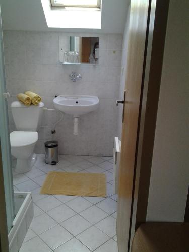 Quadruple Room with Bathroom