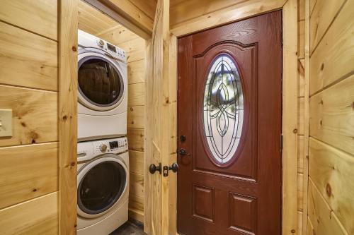 Four-Bedroom Holiday Home image 10