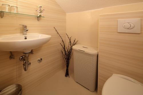 Four-Bedroom Villa with Private Pool room in Villa Bepo i Ivo