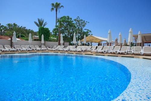 Xperia Saray Beach Hotel - image 3