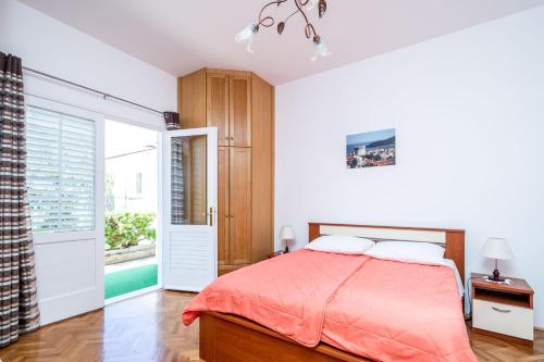 Apartments Kazo 5