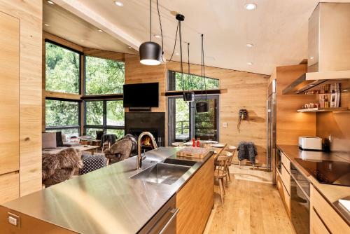 Plum Guide - Vacation Station - main image