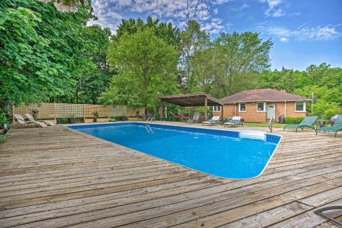 Lake Michigan Hideaway Pool, Steps to Beach!