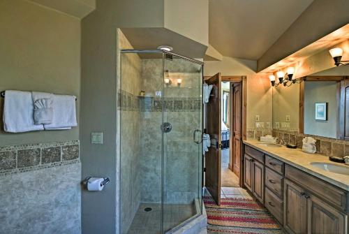 Beautiful Breck Retreat Walk to Gondola and Main St in Breckenridge (CO)