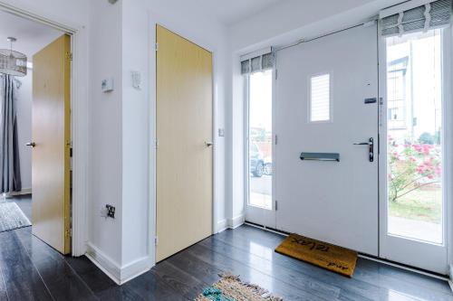 Coop Live Arena & Etihad Stadium 4Bedroom Townhouse with Free Parking, Manchester (photo 8)