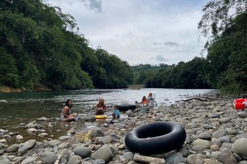 Caoni Riverside Suites - Birders Paradise by the river, Ecuadorian Chocó