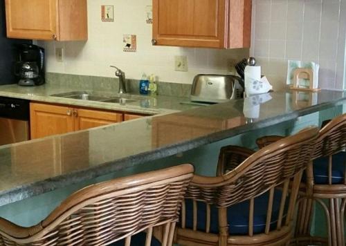 Daytona Beach Oceanfront condo - main image