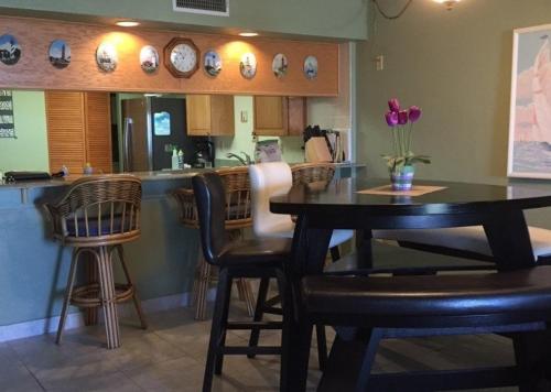 Daytona Beach Oceanfront condo - image 2