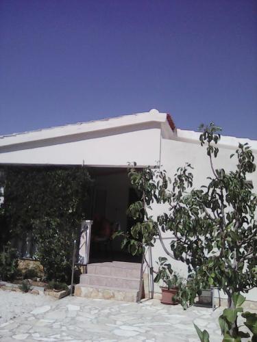  Apartment Mara, Ferienwohnung in Vrsi