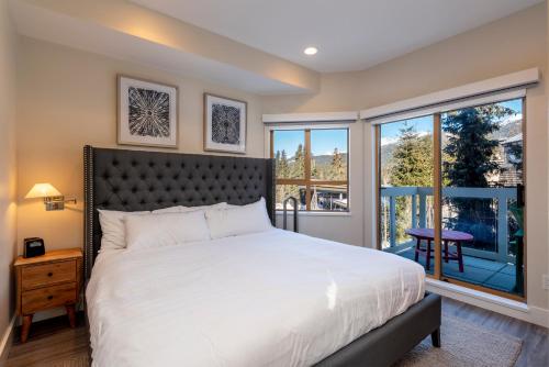Amazing Village Condo with unparalleled Mountain Views overlooking the Olympic Plaza in Whistler, Canada