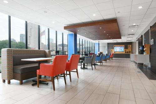 Étterem, Holiday Inn Express & Suites Fort Worth Downtown By IHG in Fort Worth (TX)