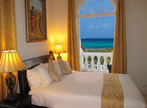 Ocean West Boutique Hotel